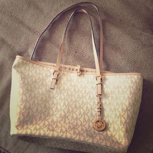 Michael Kors Tote